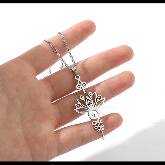 New Unalome Hollow Lotus Flower pendant Necklace - Picture 4 of 10